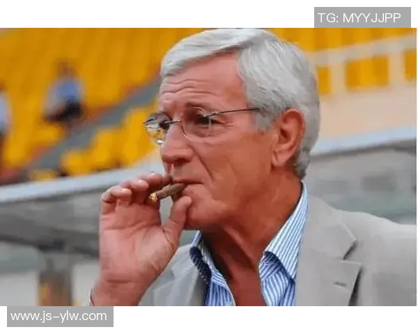 足球明星佩戴的时尚眼镜揭示运动与潮流的完美结合